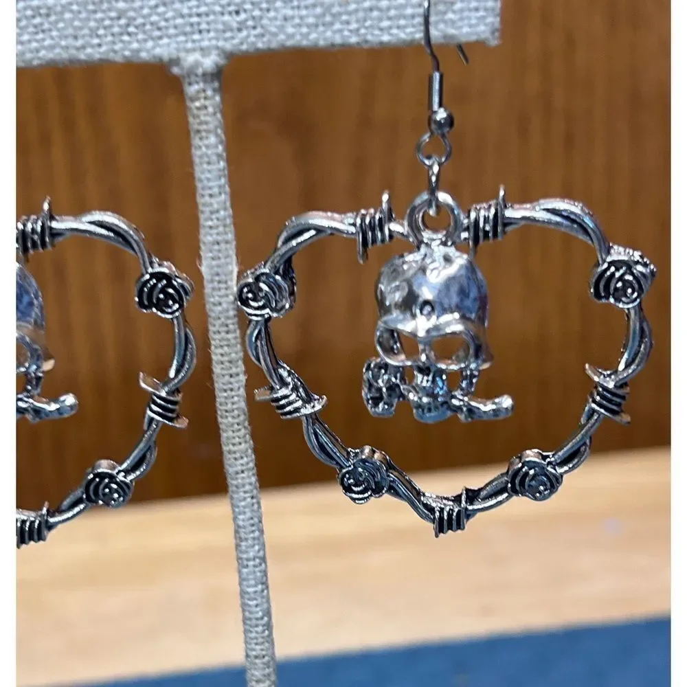 Gothic Punk Skull & Rose 🌹 Heart ♥️ Silver Dangle Fishhook Earrings #JW21